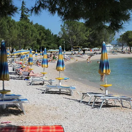 With Parking Space - 20720 Apartmán